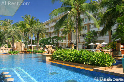 Holiday Inn Phuket 8